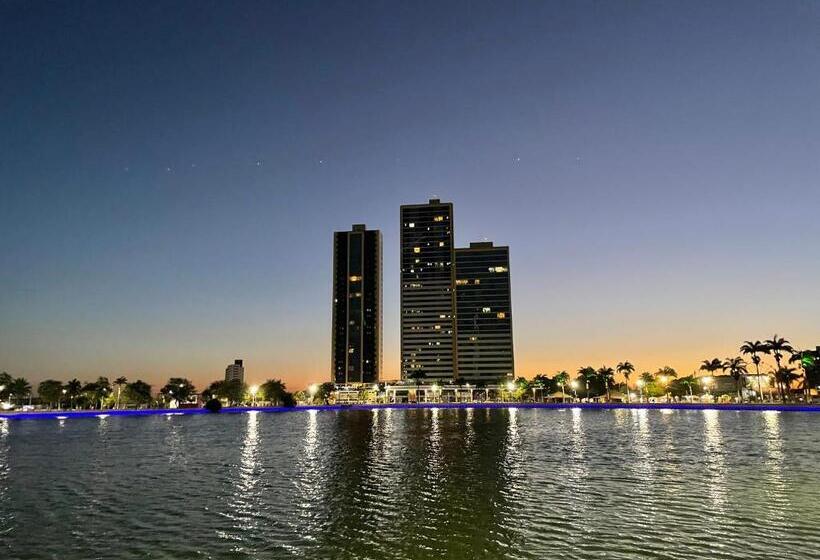 ペンション Pousada Acauã Acesso Através De Escadas