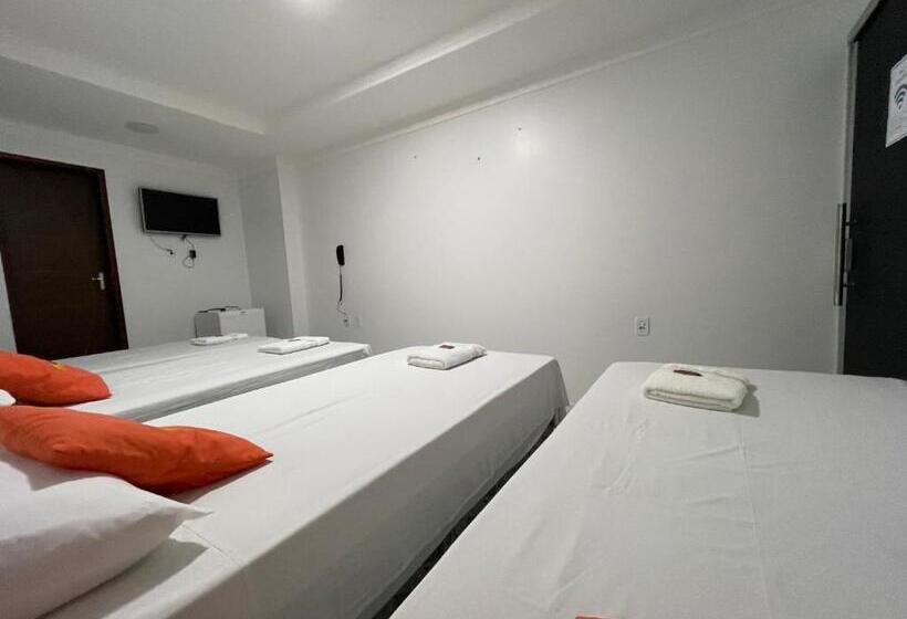 ペンション Pousada Acauã Acesso Através De Escadas