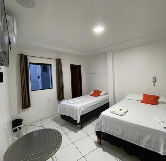 ペンション Pousada Acauã Acesso Através De Escadas