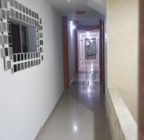 ペンション Velices