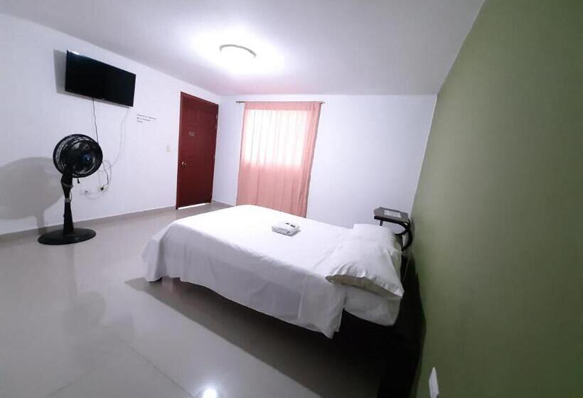 ペンション Velices