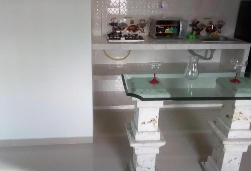 ペンション Velices