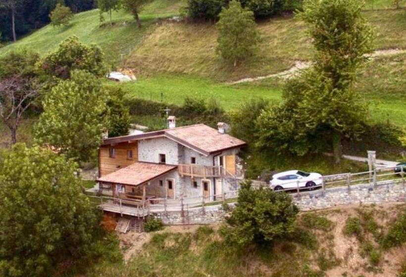 مبيت وإفطار Chalet Tre Santelle