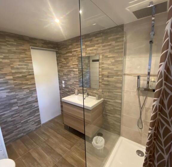 Bed and Breakfast Les Pieds Dans L Eau