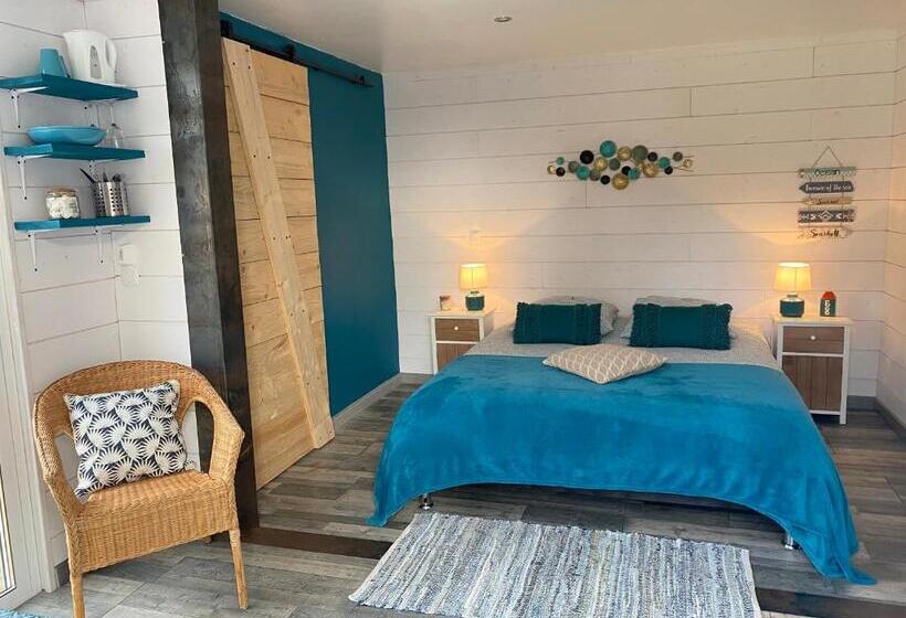 Bed and Breakfast Les Pieds Dans L Eau