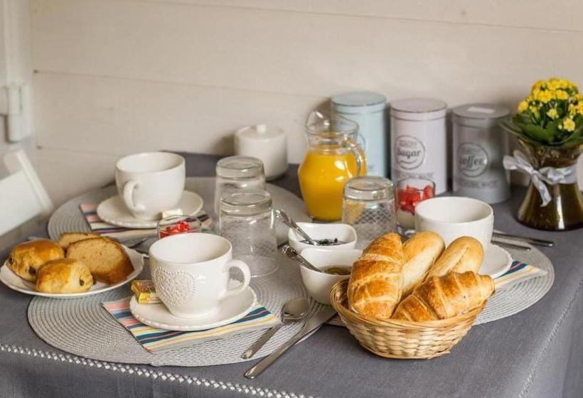 Bed and Breakfast Les Pieds Dans L Eau