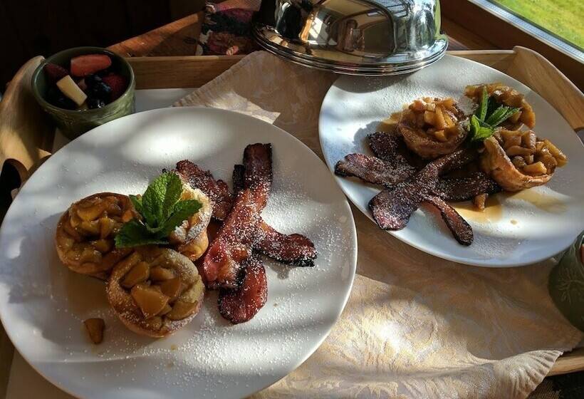 مبيت وإفطار The Bluff On Whidbey