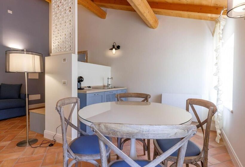 민박 Villa Padovani Relais De Charme   Adults Only