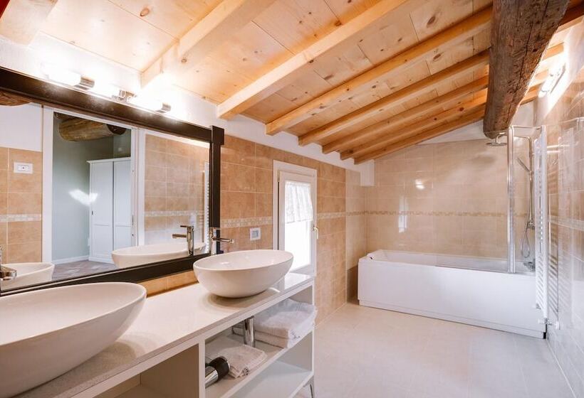 민박 Villa Padovani Relais De Charme   Adults Only