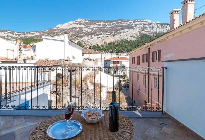 Hotel Ghivine Albergo Diffuso