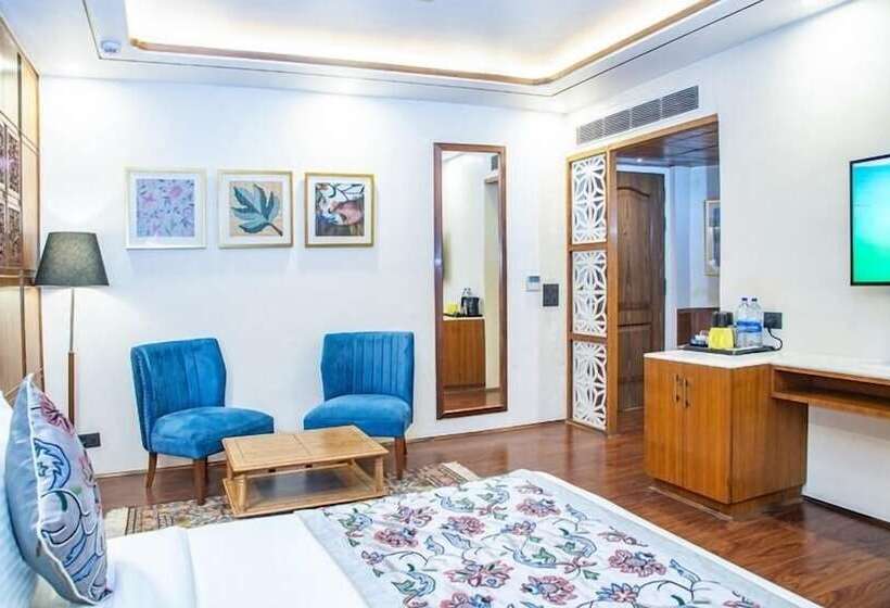 Lemon Tree Hotel Srinagar