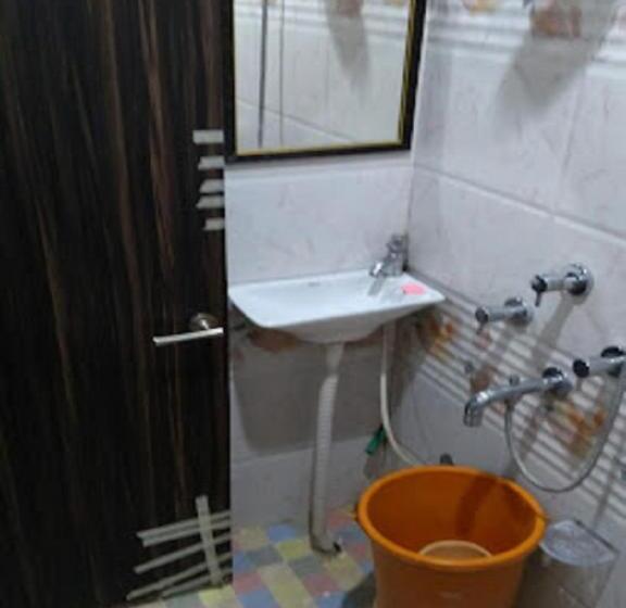 Отель Shipra Avenue