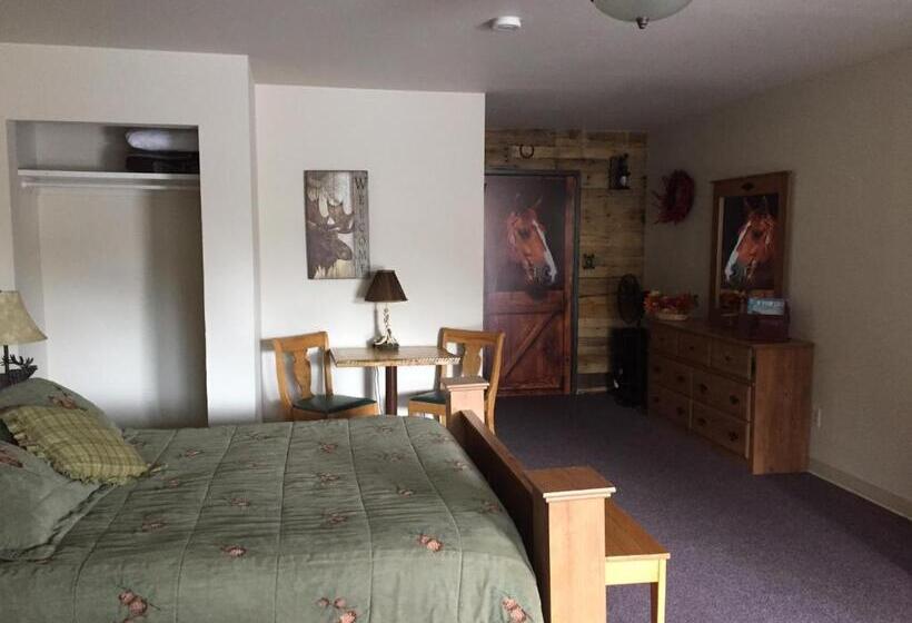 Мотель Rocky Mountain Lodge