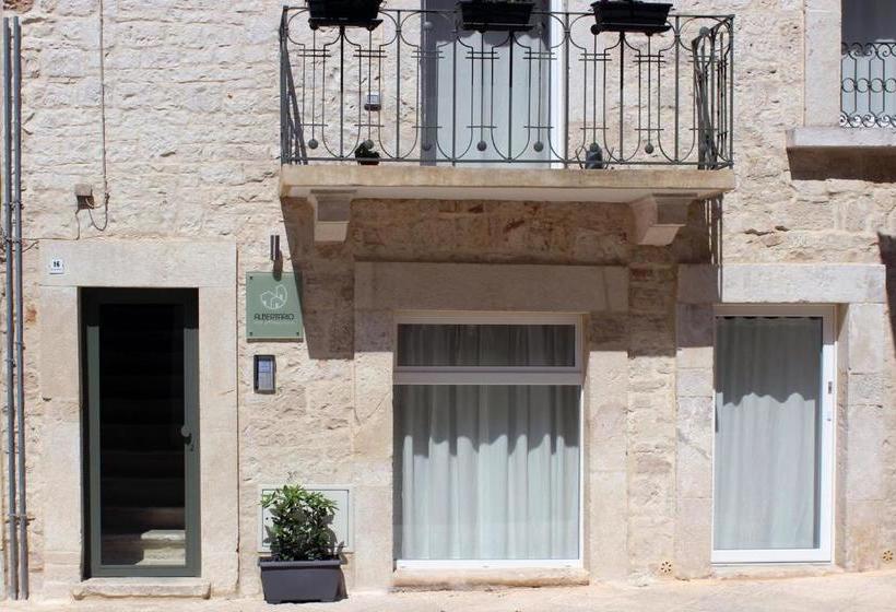 פנסיון Albertario