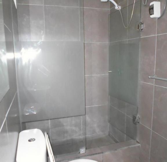 پانسیون Hostal Fatima