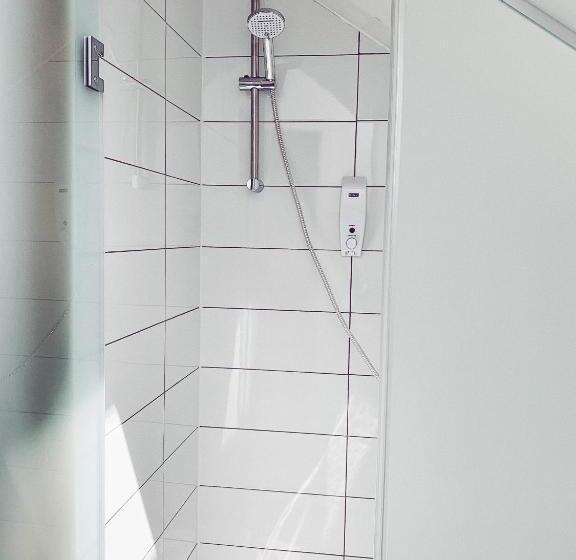 پانسیون Lina Rooms Hostel