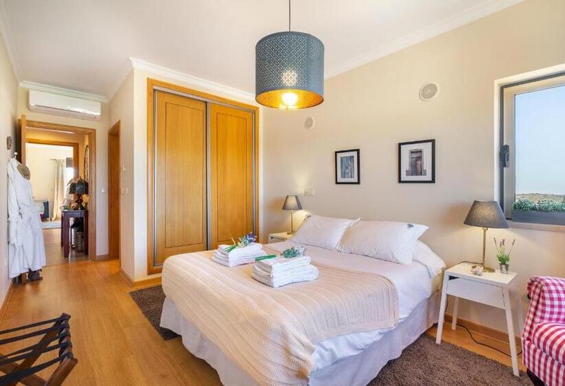 פנסיון Loulé Charming