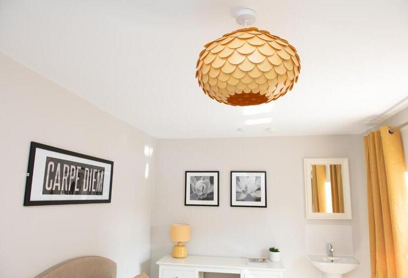 Пансион Pinehill Rooms