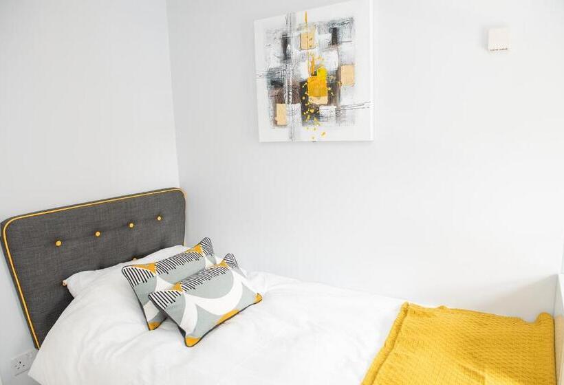 Пансион Pinehill Rooms