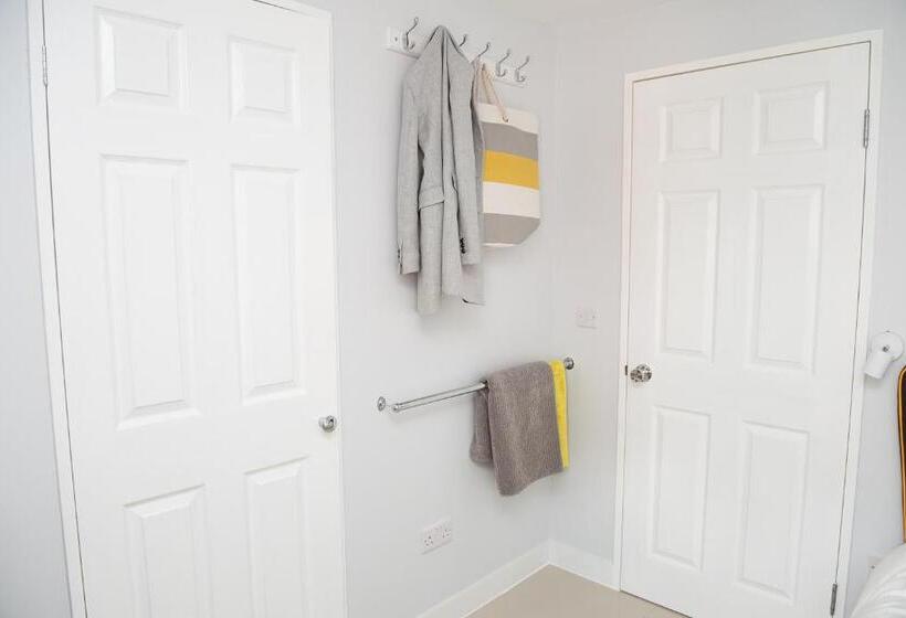 Пансион Pinehill Rooms