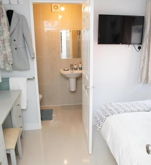 Пансион Pinehill Rooms