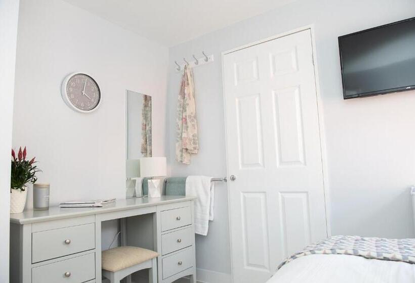 Пансион Pinehill Rooms