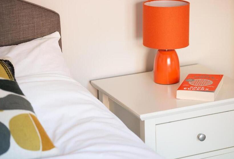 Пансион Pinehill Rooms