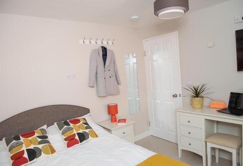 Пансион Pinehill Rooms