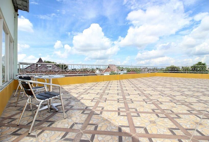 膳宿费 Reddoorz Plus Near Taman Sari