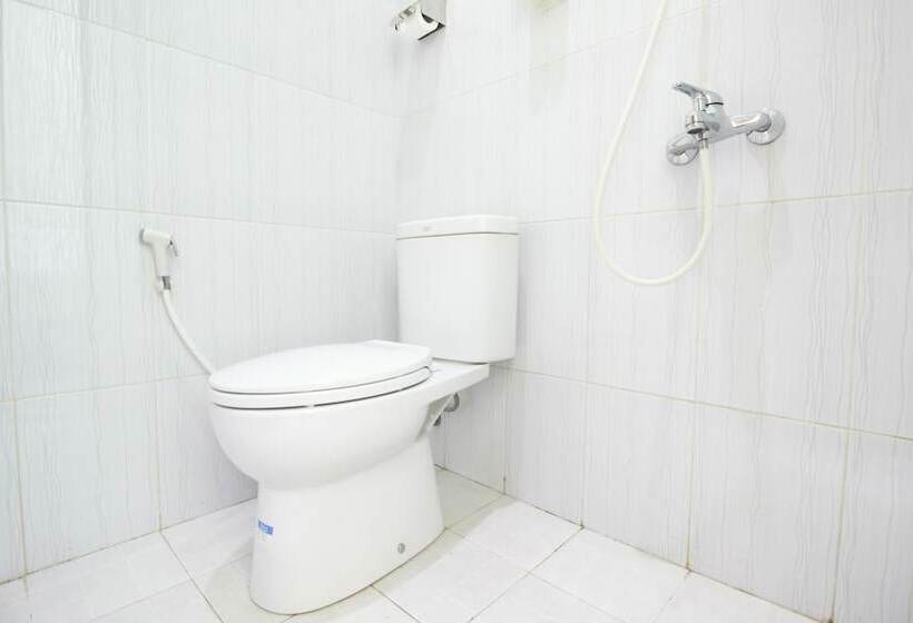 膳宿费 Reddoorz Plus Near Taman Sari