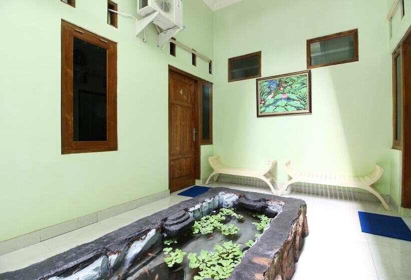 膳宿费 Reddoorz Plus Near Taman Sari