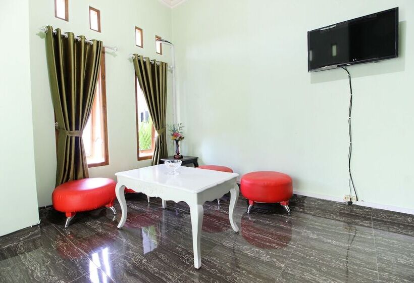 膳宿费 Reddoorz Plus Near Taman Sari