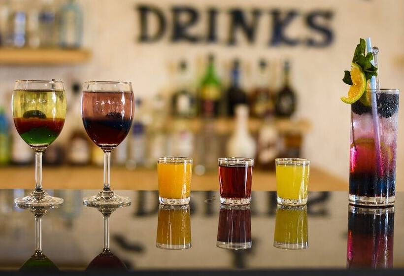 Stone Wood Resort, Mandrem