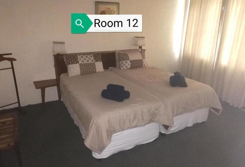 فندق صغير Eden Country Inn