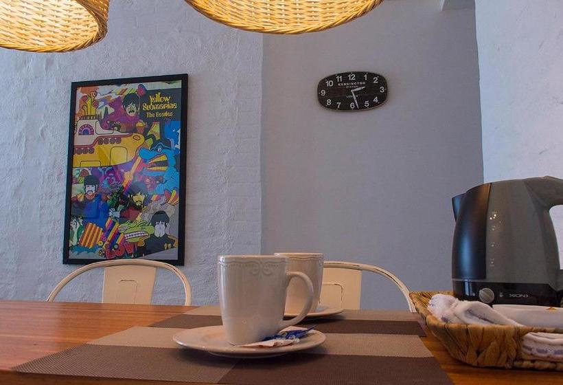 Aparthotel La Música Y El Mar