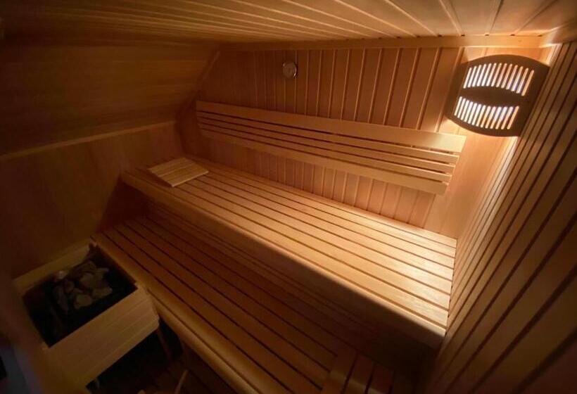 تختخواب و صبحانه Gostisce Sovdat