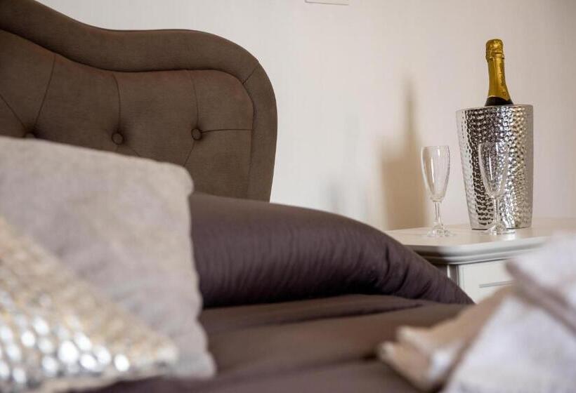 مبيت وإفطار Luxury Relais Cuore Sabino