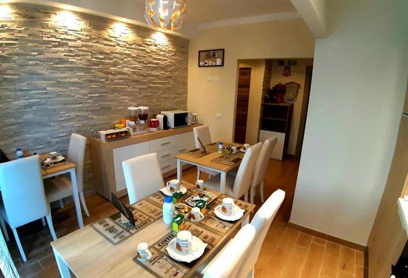 تختخواب و صبحانه Pisa City Lodge