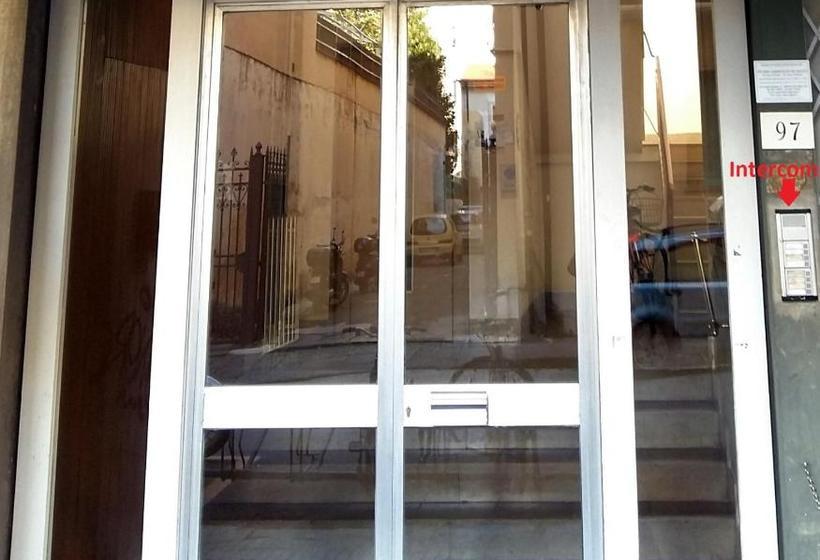 تختخواب و صبحانه Pisa City Lodge