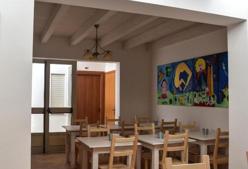 ホテル Al Saliceto