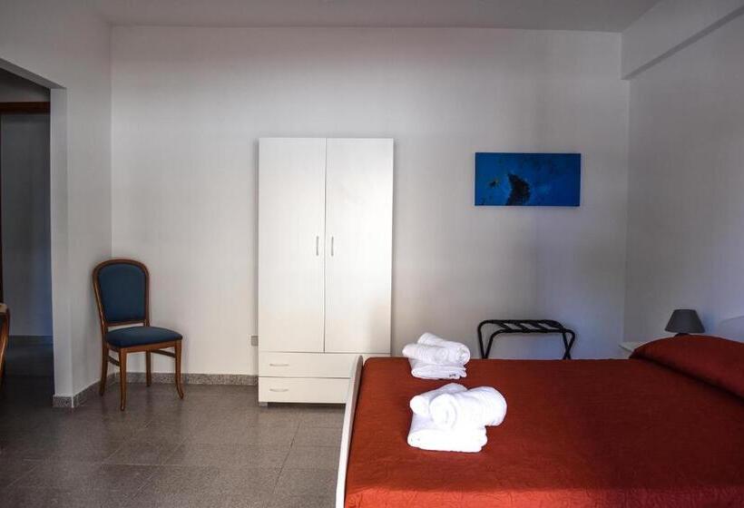 ホテル Al Saliceto