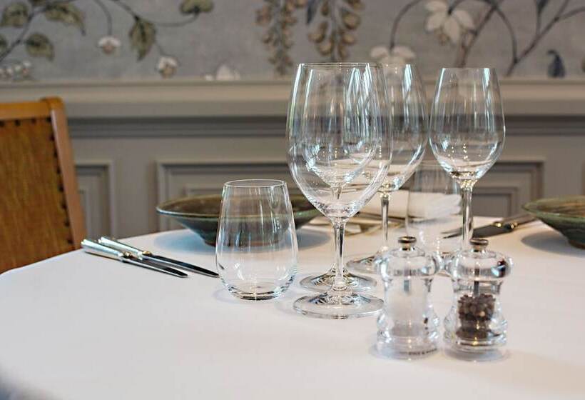 Отель Fischers Baslow Hall Chatsworth