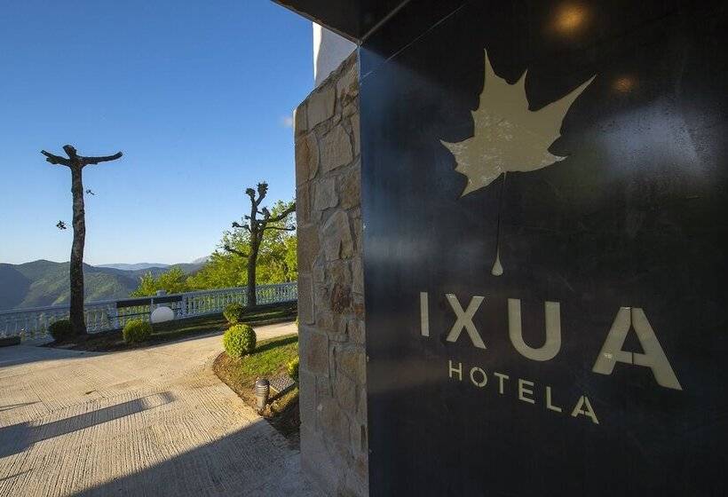 Ixua Hotela