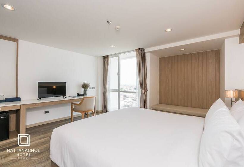 호텔 Rattanachol