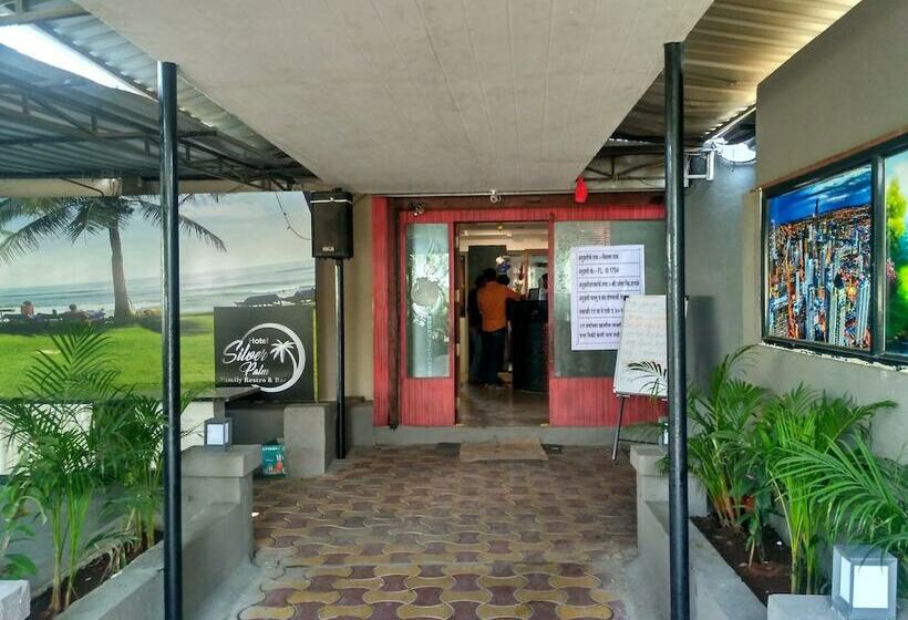 Hotel Silver Palm