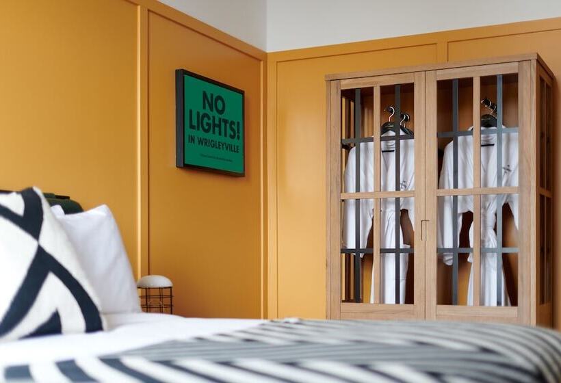 The Chicago Hotel Collection Wrigleyville