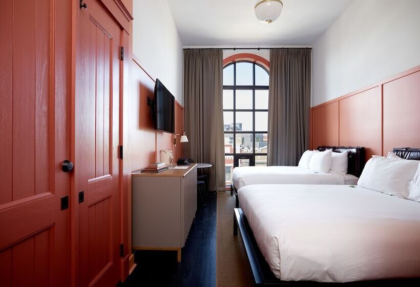 The Chicago Hotel Collection Wrigleyville