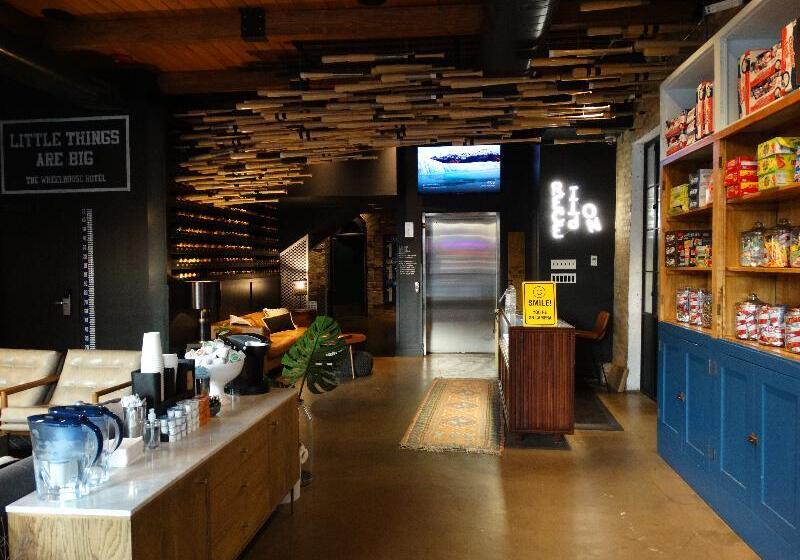 The Chicago Hotel Collection Wrigleyville