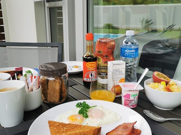 Пансион A Riverbed Guesthouse