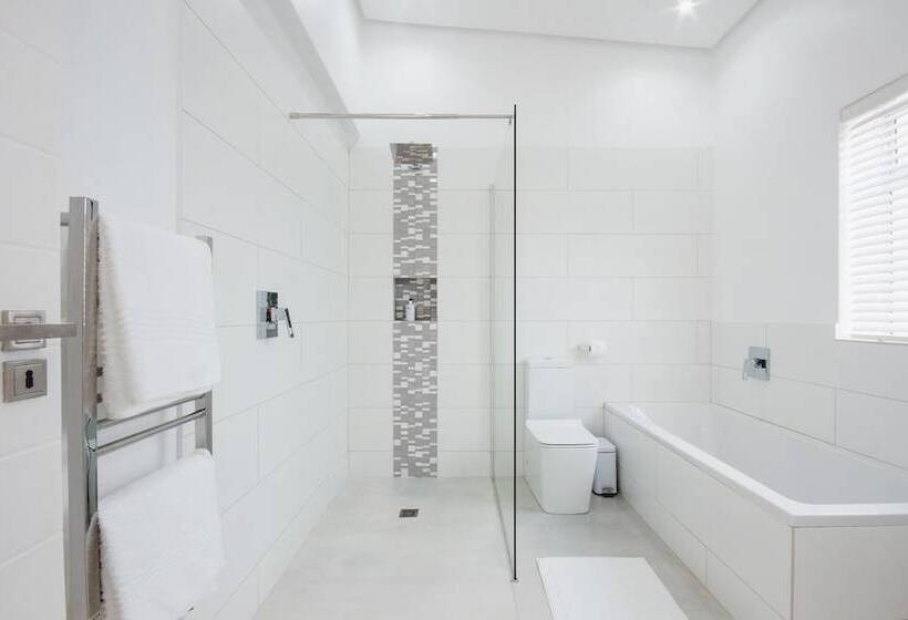 Пансион A Riverbed Guesthouse